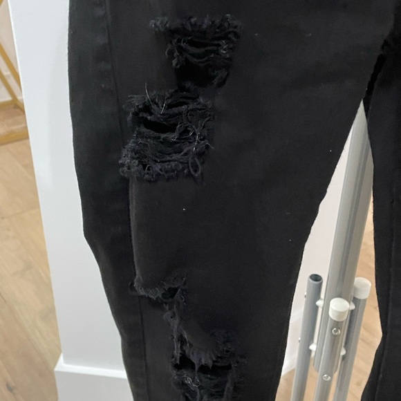 AG shredded black jeans - Picture 3 of 7